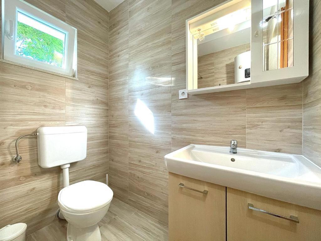 Apartments Chilla *** Lopar Zewnętrze zdjęcie