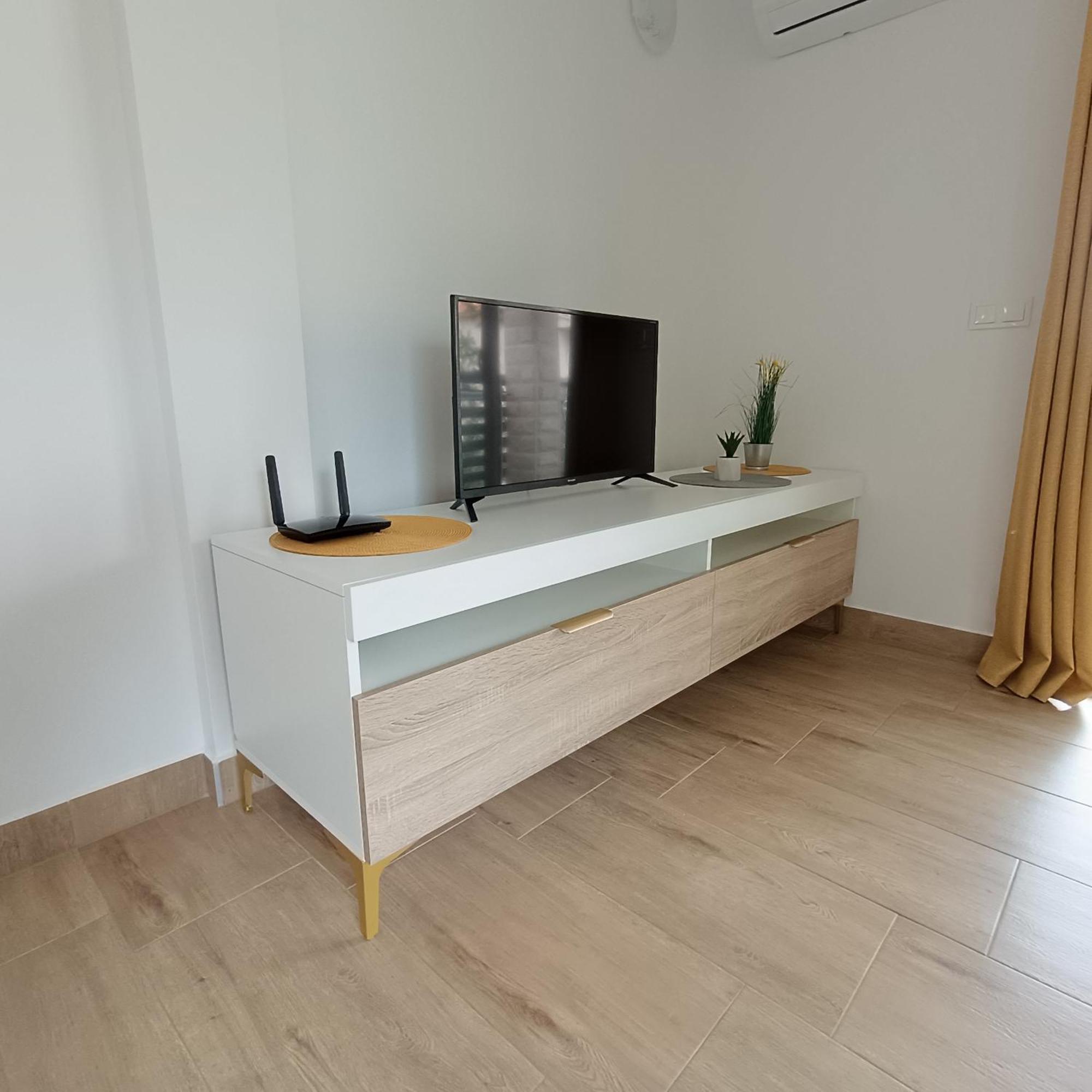 Apartments Chilla *** Lopar Zewnętrze zdjęcie